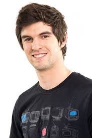 Photo : Louis candidat de la Star Academy 9 et petit ami de Laurène