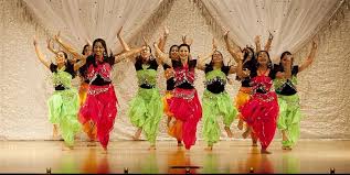 Image Result For South Indian Fusion Dance Costume Bollywood Dance Costumes Indian Dance Costumes Bollywood Dance