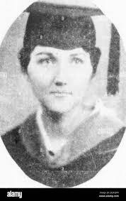 Jane Rolfe's Instagram, Twitter & Facebook