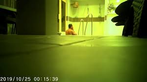 Voyeur: Hung Guy in the Sauna - ThisVid.com