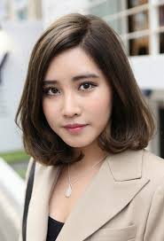 A bob is a classic and sleek short hairstyle that will never go out of style. Classic Bob Sophisticated Professional Look Hairstyles Weekly