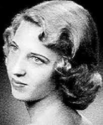 Sandra Mclamb's Instagram, Twitter & Facebook