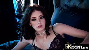 5kporn - lena anderson在霓虹灯下内射