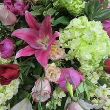 Hours may change under current circumstances Newburyport Florist Flowers In Newburyport Beach Plum Flower Shop