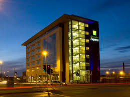 The holiday inn lincoln is a proud member of the holiday inn family and offers comfortable accommodations for vacationers and business people alike. Caribetraveltour Holiday Inn Express Lincoln City Center