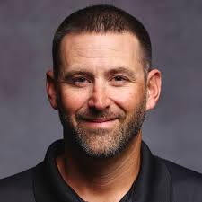 McCracken County Schools Superintendent Josh Hunt appointed Jonathan Smith  as the new principal of McCracken County High School (MCHS) today.  #McCrackenProud https://www.mccracken.kyschools.us/article/1520142