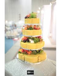 Kemudian rendam dengan sedikit pewarna kuning atau serbuk kunyit selama 2 jam. 4 Biji Kek 4 Tingkat Pulut Kuning Untuk Ulangtahun Kelahiran Ketiga Lara Alana 10 Foto Iluminasi