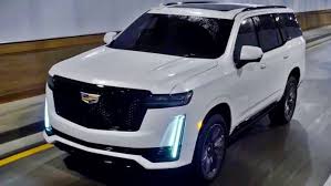 Cadillac escalade suv commands attention with its superior craftsmanship and iconic design in. ÙƒØ§Ø¯ÙŠÙ„Ø§Ùƒ Ø§Ø³ÙƒØ§Ù„ÙŠØ¯ 2021 Ø§Ù„Ø³ÙŠØ§Ø±Ø© Ø§Ù„Ù…ØªØ·ÙˆØ±Ø© Ø§Ù„Ù…Ø±Ø§Ø¬Ø¹Ø© ÙˆØ§Ù„Ø³Ø¹Ø±