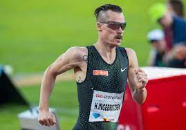 Jakob ingebrigtsen @jakobing on the dq of his brother @filipinge in the 1500m in @glasgow2019 for stepping inside the line this morning. Henrik Ingebrigtsen Jeg Skjonner Ikke Helt Hvordan Jeg Skal Klare A Sla Disse Overmenneskene