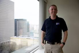 The Safety Net Is Broken How Police Became Mental Health First Responders Opb
