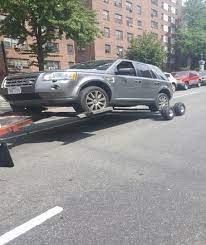 Xoom towing nyc offers 24 hour towing service and roadside assistance for any type of broken vehicle in new york city. Midtown Towing Nyc Car Suv Heavy Truck 24 7 Towing Service Nyc