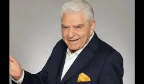 Don Francisco narra sus memorias 'Con ganas de vivir' al cumplir 80 años |  Día a Día