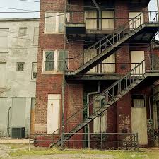 Robert brown's flower shoppe is a local owned & operated business that provides floral services in lima, oh for over 50. Pin On Earth Everyday Houses Around The World