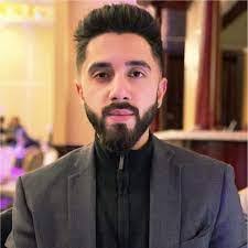 Mike Zych's Instagram, Twitter & Facebook