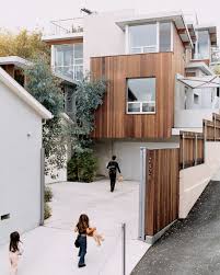 Two Houses Are Better Than One Architect Jesse Bornstein S Santa Monica Home Renovation Construction Proje Architecture House Modern Architecture Architecture