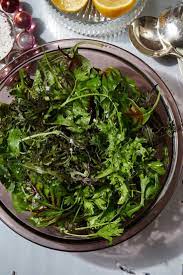 Alison Roman Cooks Thanksgiving In A Very Small Kitchen Recipes From Nyt Cooking Herb Salad Recipes Sour Cream Potatoes