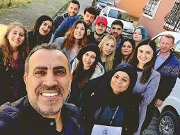 Bursiyerler, ahbap biltek kurulu yazılım ekibi tarafından yazılan burs algoritması eşliğinde dezavantajlarına göre puanlandırılarak belirlenecektir. Bir Iyilik Hareketi Markasi Ahbap Gossip Dergi I Marka Patent Tasarim Dergisi