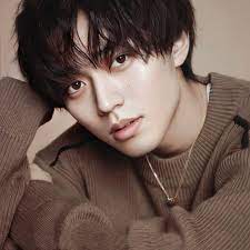 ジャニーズ系の髪型は一般人でもダサい訳なし 2020最新モテヘアの頼み方 セットまで解説 slope スロープ パーマ 種類 モテ ヘア ウェーブ 髪型