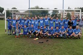 Poola iii liiga 70 euroopa sõpruskohtumised 9 poola regionaalkarikas 2 poola iv liiga 1. Goczalkowice Zdroj Lukasz Piszczek Swietowal Razem Z Pilkarzami Lks Goczalkowice Ich Awans Do Iv Pszczyna Nasze Miasto