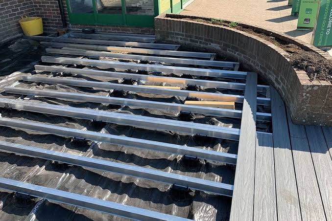 Ryno | Blog | Deck Joist Spacing: What Is The Maximum Distance Between Deck Joists?