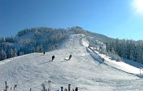 Tannheimertal Schifahren Und Langlaufen 20 Minuten Schifahren Fahren Skifahren