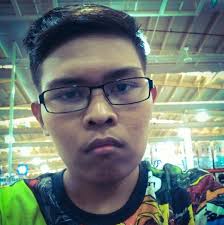 Experience a crispy new way to enjoy this classic chicken dish! Introducing  the all-new Jollibee Chicken a la King Pie! 🍗🥧 Order now through Jollibee  Delivery App, JollibeeDelivery.com, #87000, GrabFood, or foodpanda!