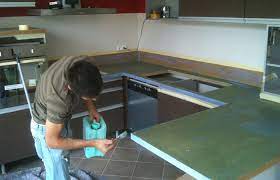 Cette résine est également recommandée comme peinture époxy pour table et plan de travail. Peindre Un Plan De Travail De Cuisine Comment Peindre