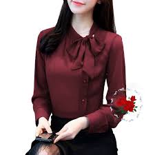 Gamis tidak hanyak untuk wanita, namun ada juga model gamis lelaki terbaru yang modelnya terusan. Baju Atasan Wanita Terbaru 2021 Baju Atasan Blouse Model Kekinian Clarra Blouse Shopee Indonesia