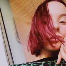 Agatha Castro (@_agathacc)