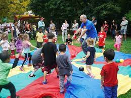 Learn the benefits of each, then take our quiz to find the right fit. Kids B A S E The Little School Hosts Fall Festival