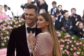 Tom Brady Rumors Patriots Qb S Suite Cleaned Out At Gillette Stadium Bleacher Report Latest News Videos And Highlights Tom brady's struggles with a new playbook demonstrates the fiendish complexity that makes up a tom brady will see a familiar face when he suits up for the tampa bay buccaneers: