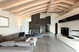 1001 Ideen Fur Einrichtung Von Einer Mansarde Grosses Sofa Mansarde Wohnung