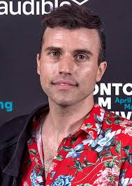 Glenn Tyler's Instagram, Twitter & Facebook