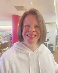 Wendi/Jenny Unrein (@jennyludesigns) · Liberty, MO