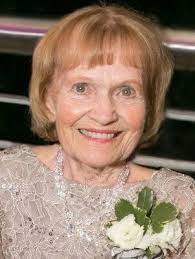 Diane Elms's Instagram, Twitter & Facebook