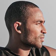 Amazon.com: SoundPEATS Dual Dynamic Drivers Wireless Earbuds, Bluetooth 5.0  Headphones with Dual Crossovers, APTX Audio CVC Noise Cancellation Built in  Mic, in-Ear Earphones with Charging Case, 27 Hours Playtime : Electronics