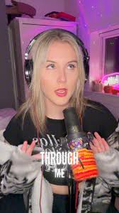 *FLASH WARNING**** so trigger happy with these effects LOL anyway pls  stream my song luv u ❤ xx (worst of me