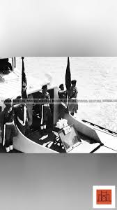 Gateway of India was once a "fake" arch ...