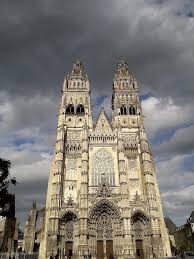 Visite Cathedrale Saint Gatien Tours Cloitre Psalette Vitraux Architecture Gothique Renaissance Tombeau Eglise Tourisme Cathedrale De Tours Cathedrale Cloitre