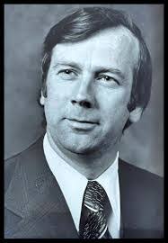 Glenn Macdougall's Instagram, Twitter & Facebook