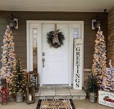 40 Easy Diy Christmas Decorations Ideas For Your Front Yard Outdoor Christmas Decorations Outdoor Christmas Diy Christmas Decorations Easy