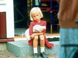 Astrid lindgrens serie om lotta på bråkmakargatan. Lotta Lamnade Brakmakargatan Och Forsvann Helt Detta Hande Sedan Med Barnstjarnan