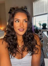 Tonight move !!!12-5am . Fire Djs no doubt !! Who's 👇Flux?!