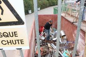 Toutes les informations sur les déchetteries proche du ribay dans le département de la mayenne avec les différentes coordonnées et horaires d'ouverture des déchetteries. Le Mans Les Dechetteries Rouvrent A Partir Du 11 Mai Le Mans Maville Com
