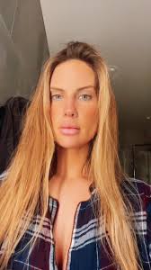 Alicia Servin's Instagram, Twitter & Facebook