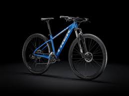 Trek bicycle corporation is a bicycle and cycling product manufacturer and distributor under brand names trek, electra bicycle company, bont. Mountainbike Trek Marlin 6 Blue 2021