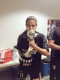 Revive todo lo sucedido en las finales de ida y vuelta, en donde tigres femenil se consagró campeón por cuarta ocasión, logró el bicampeonato y, por primera ocasión, se alzó como campeón de campeones. Nayeli Rangel Tigres Femenil Campeon Liga Mx Femenil Futbol Femenil Femenil Futbol Femenino