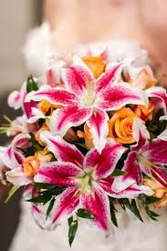 Maybe you would like to learn more about one of these? Brautstrauss Mit Orchideen Oder Lilien Beispielbilder Mit Exotik Flair