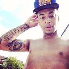 Derrick Morton (@nuski24)