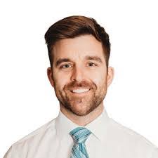 Robert Hakes's Instagram, Twitter & Facebook